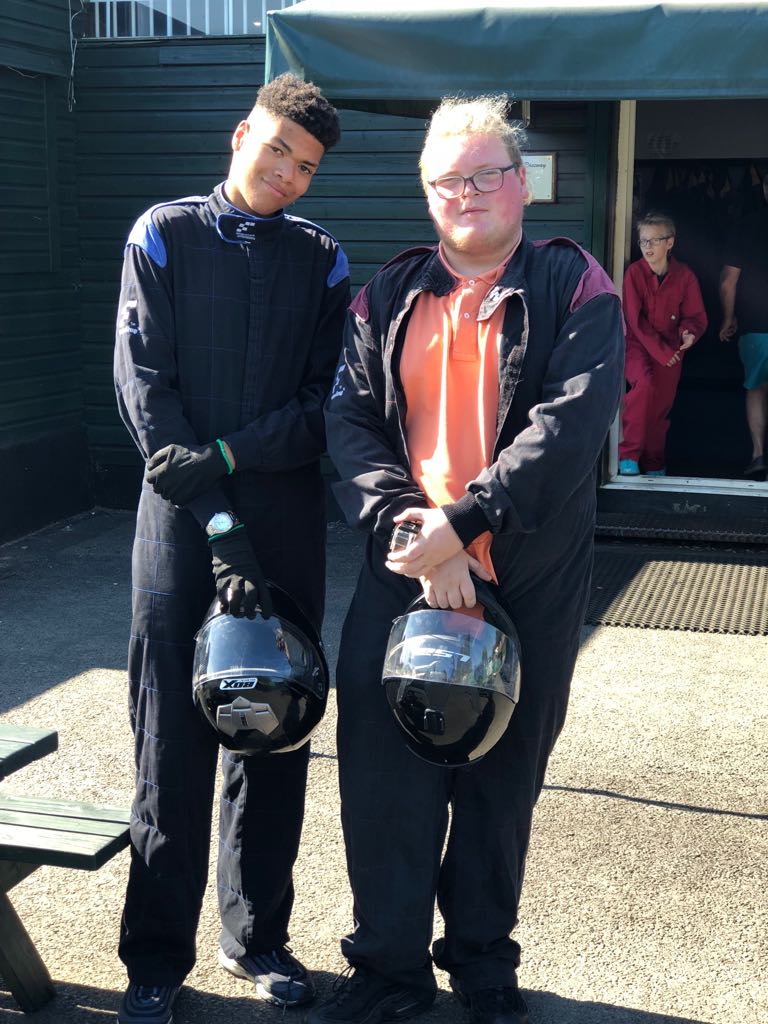 Ac5fa9b3 a95b 4100 bb00 3bcbc6f3c8d3